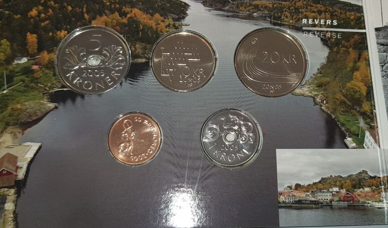 Souvenir sett 2005