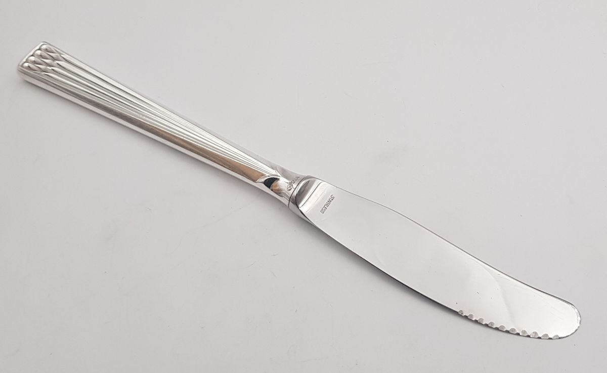 Arvesølv: Liten spisekniv 19,8 cm med skjæretagger
