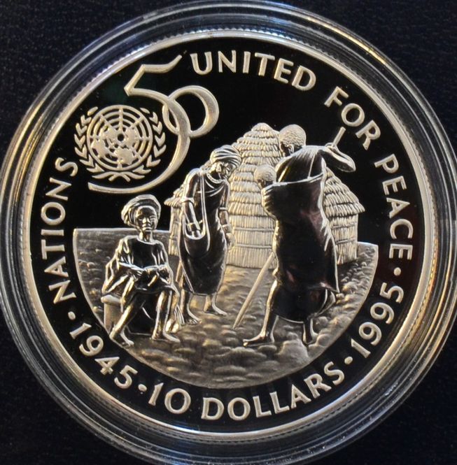 Hovedbilde Namibia: 10 dollars 1995 FN