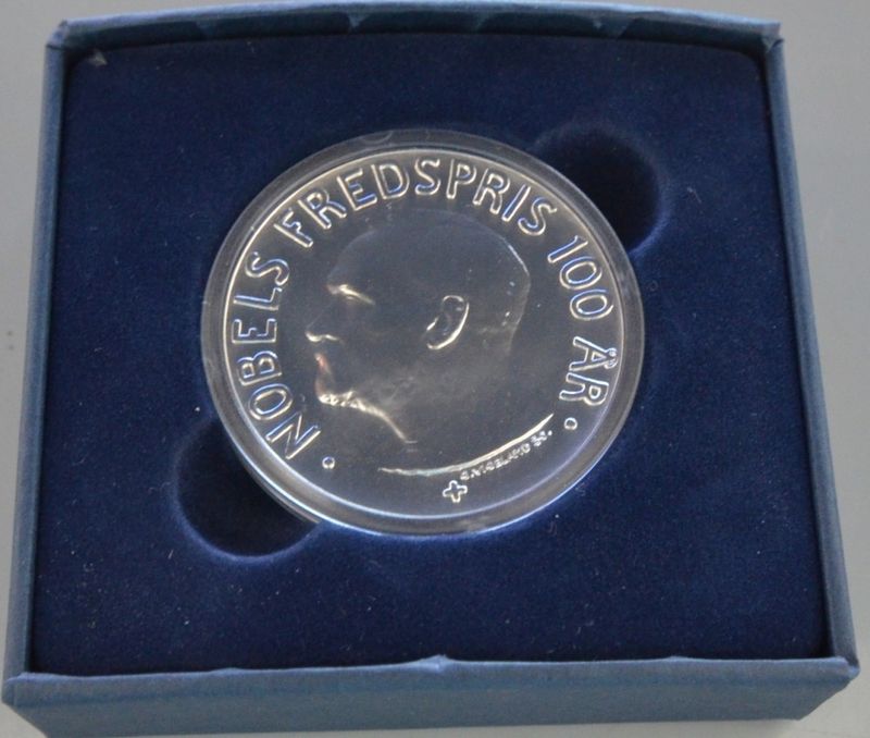 100 kr 2001 - Nobel